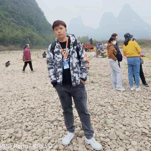 35岁岁浙江单身帅哥 - 玉溪吉缘网