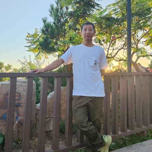 47岁岁辽宁单身帅哥 - 玉溪吉缘网