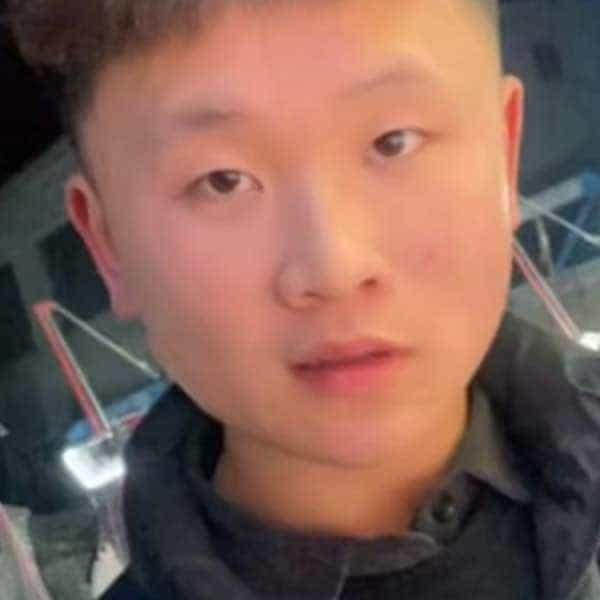 22岁岁河南单身帅哥 - 玉溪吉缘网