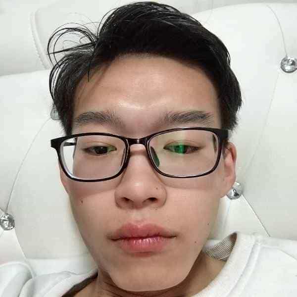 23岁岁河南单身帅哥 - 玉溪吉缘网