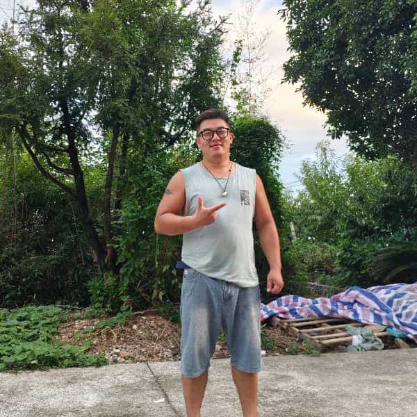 32岁岁浙江单身帅哥 - 玉溪吉缘网